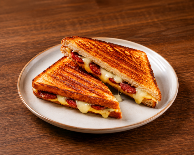 Karışık Tost (Sucuk, Kaşar)